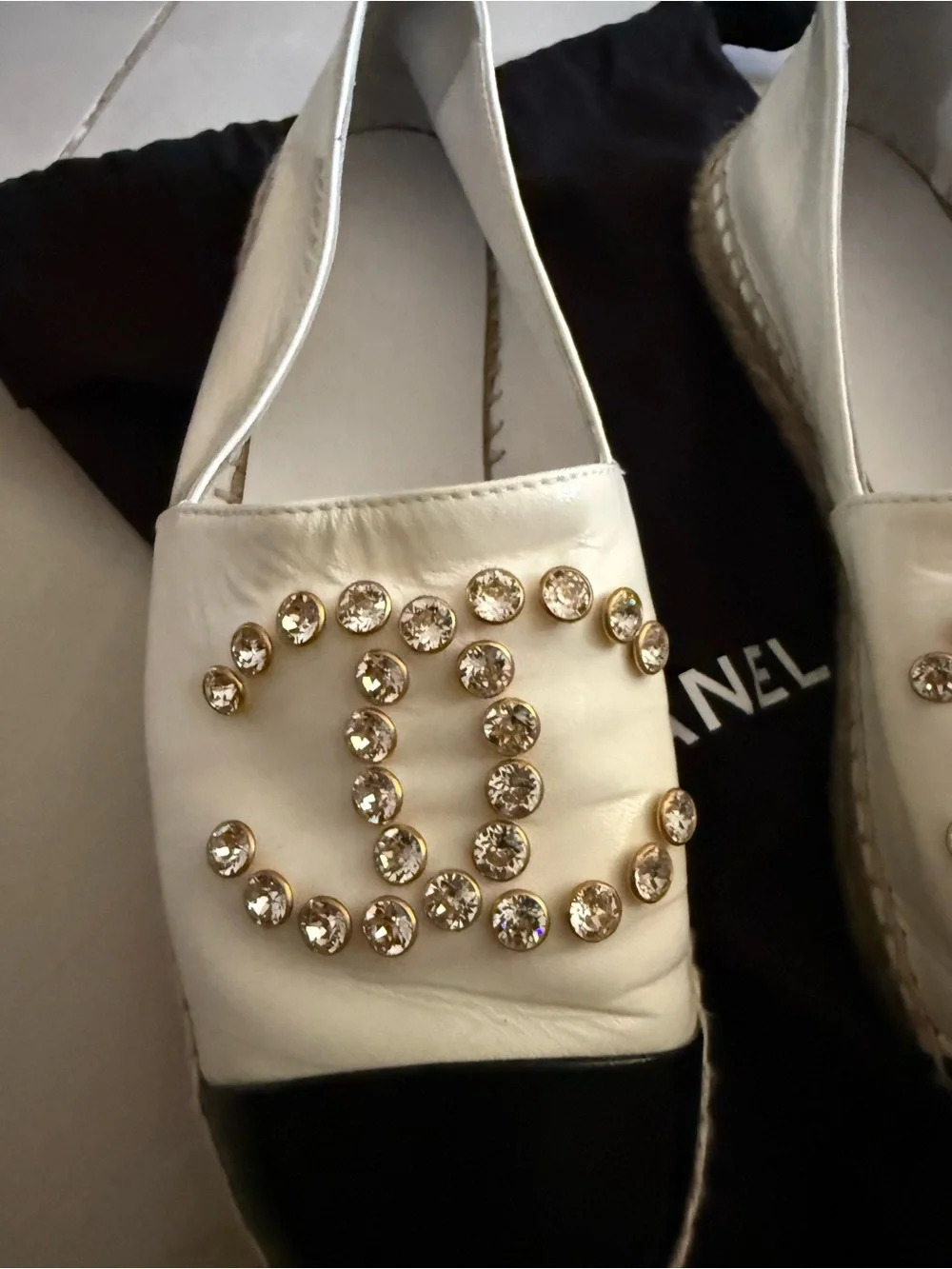 New CHANEL White Leather Espadrilles with Black Cap Toe and Crystal CC, EU 37